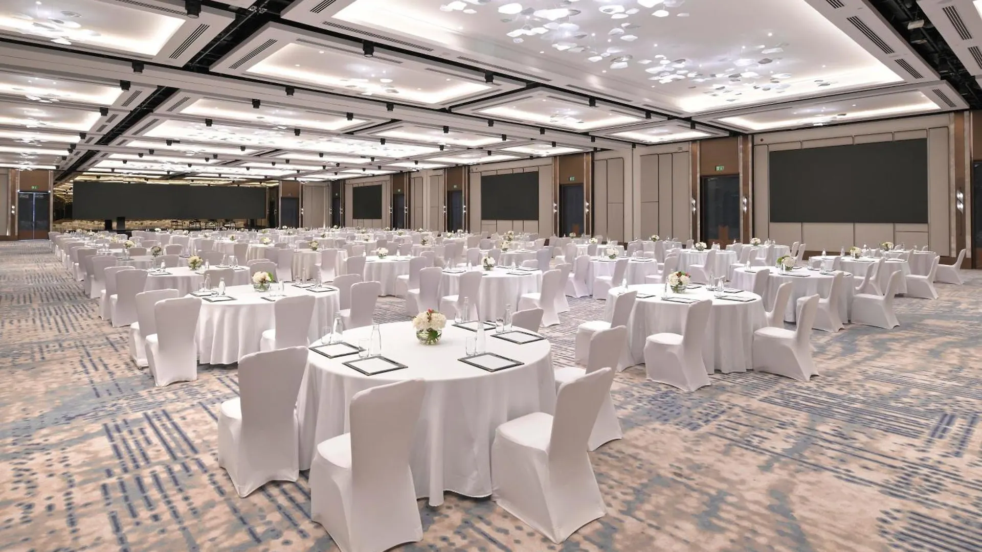 Intercontinental Dubai Festival City By Ihg 5*,