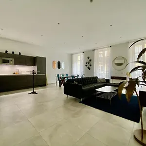 Urban 5 , Nice France