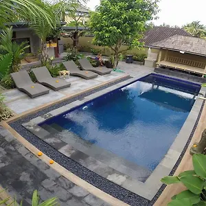 https://lucky-family-cottage.ubudhotelsnow.com